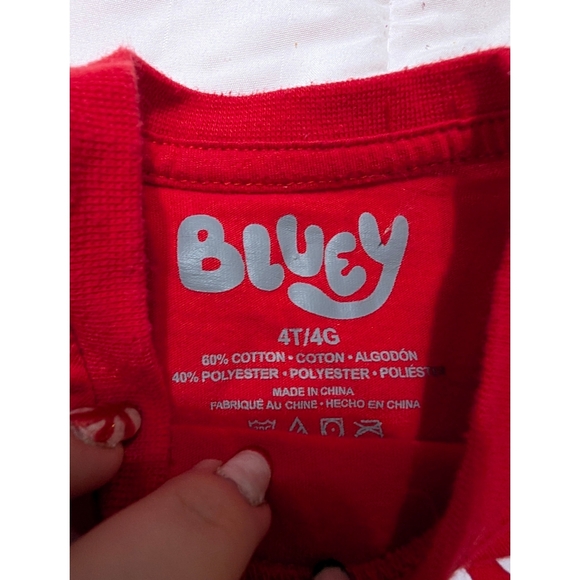 Red Toddler Bluey Christmas Shirt 4T - Picture 2 of 2